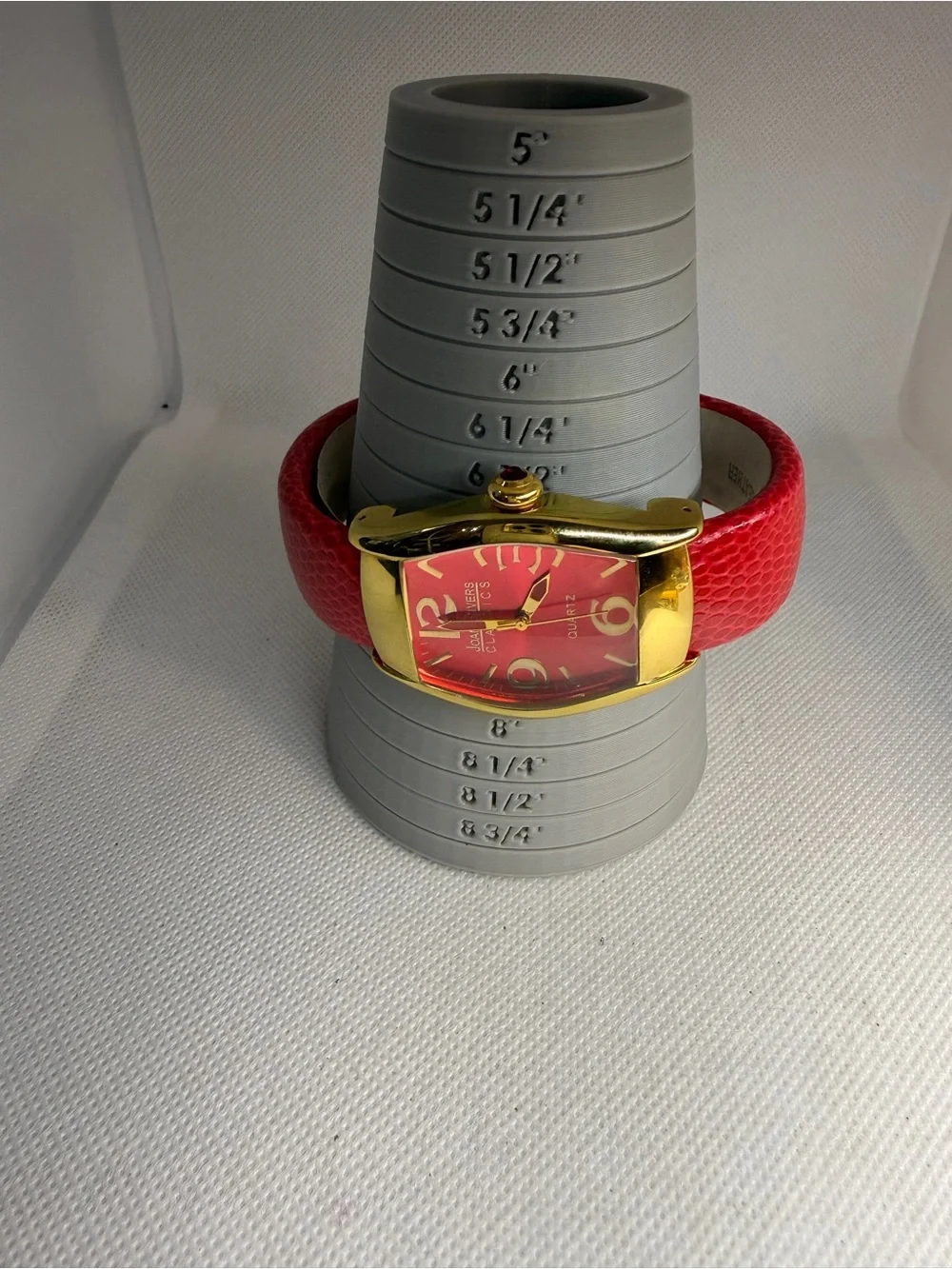 Joan Rivers Watch Classic Collections Red & Gold Size 7-8 Original Box. Working!
